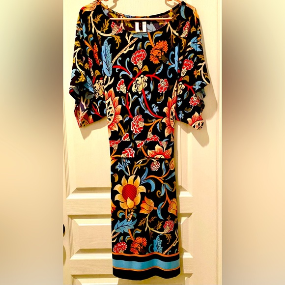 BCBGMAXAZRIA Woodblock Navy Folk Art Floral Dress Tie Waist Peplum Sheath Dress - Picture 2 of 11